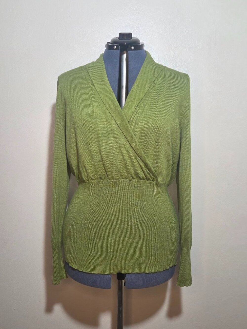 Lane Bryant Y2K Pea Green V-Neck Long Sleeve Wrap Sweater